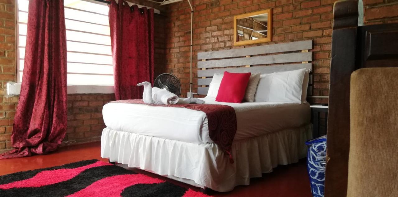 Savanna Bulawayo Exterior foto