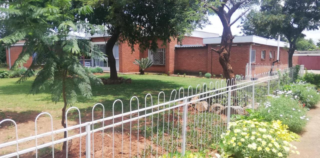 Savanna Bulawayo Exterior foto