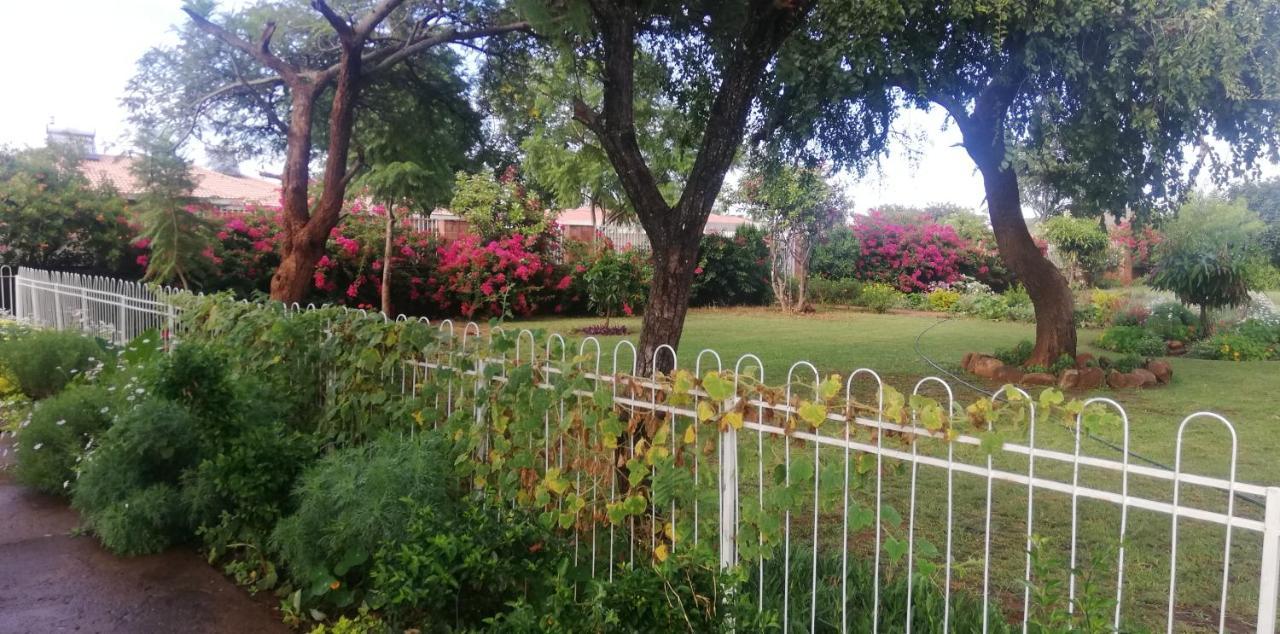 Savanna Bulawayo Exterior foto