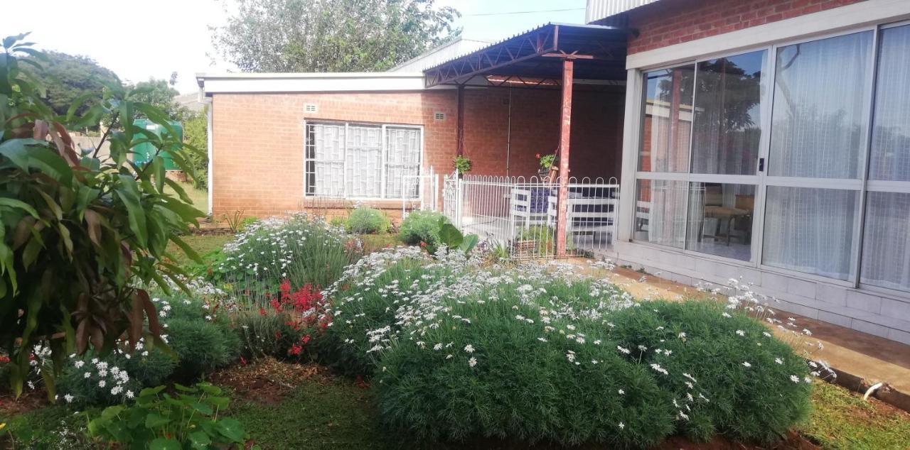 Savanna Bulawayo Exterior foto